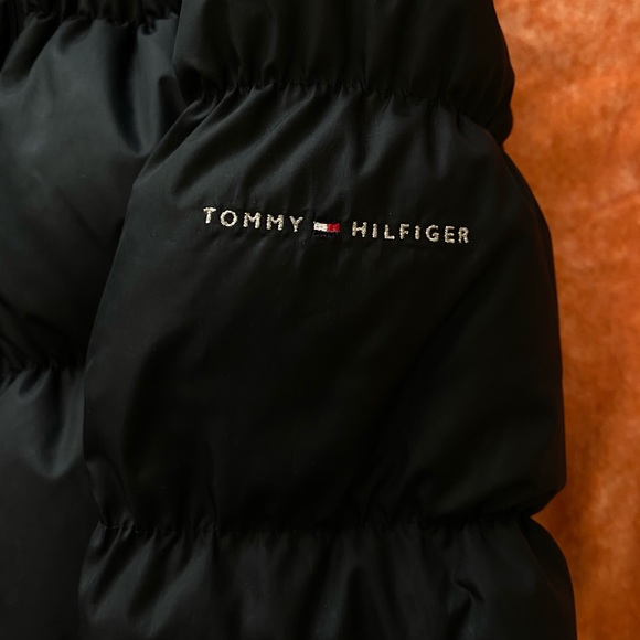 Vintage Tommy Hilfiger Puffer Coat - Picture 2 of 4